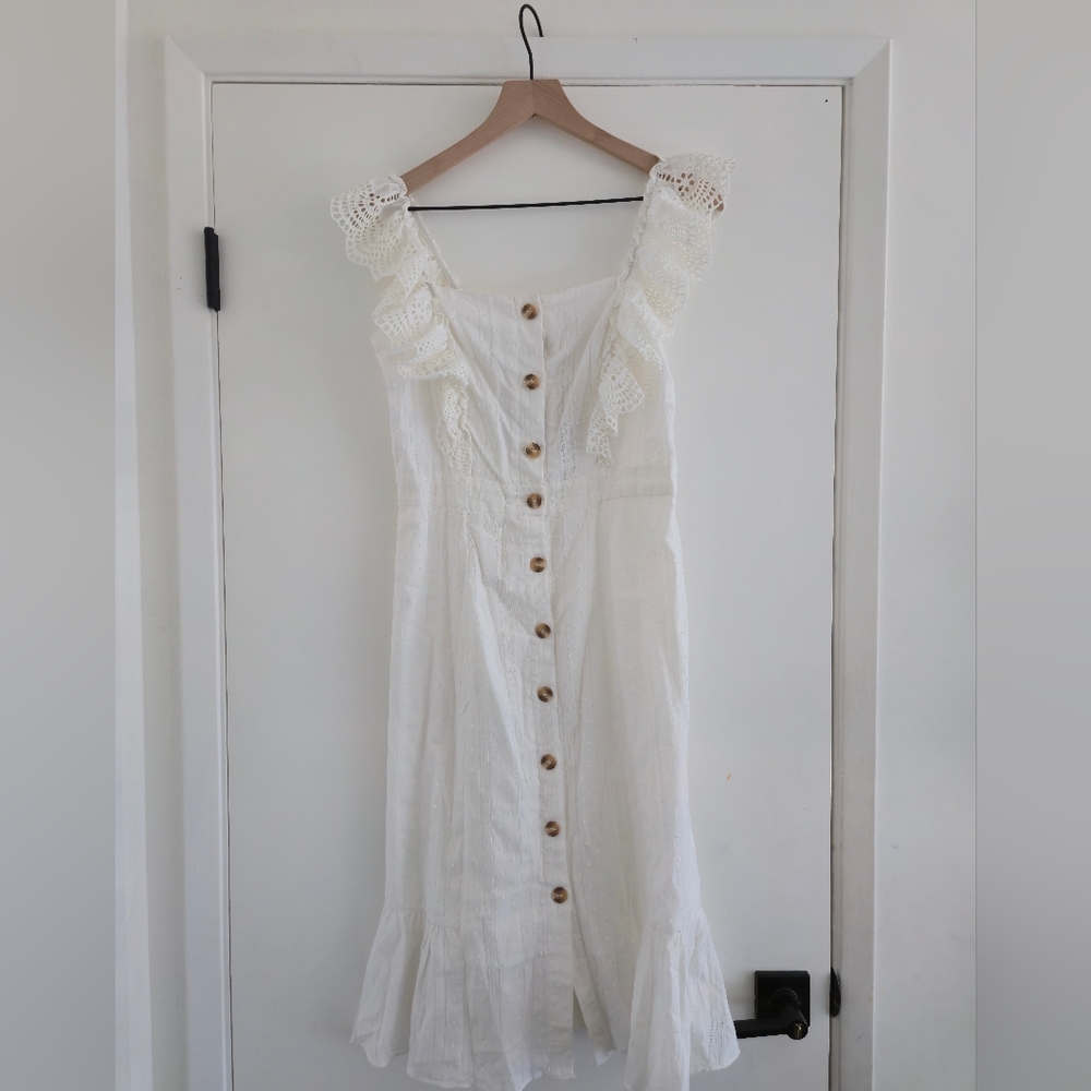 Essue White Ruffle Button Midi Dress